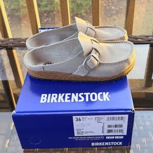 Birkenstock Buckley Light Gray Suede Clogs Size 36 (5.5)